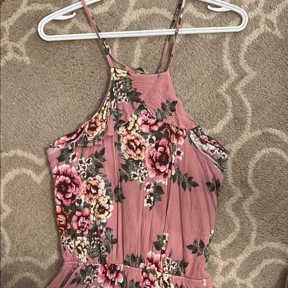 Exist Pink Floral Romper with Halter Neckline & Pockets, size M - Picture 2 of 5